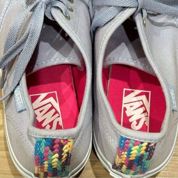 Vans Light Purple Lavender Embroidered Sneakers Women’s 8 - Picture 4 of 5